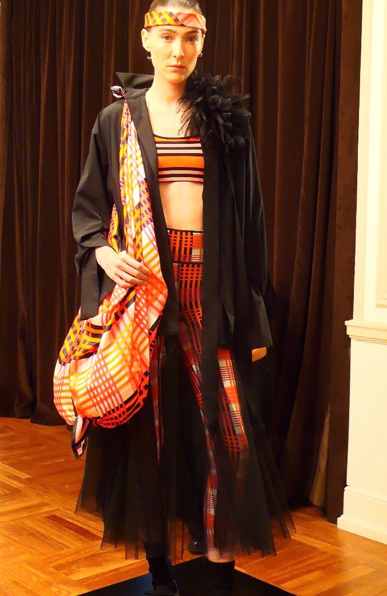 Look de la colección El Segundo Edén de Juan Vidal durante el desfile en el Hotel Palace de Madrid